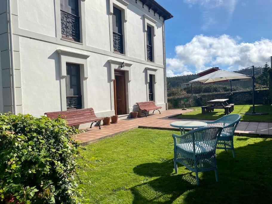 Villa La Casona De Barganaz Santiago Del Monte Exterior foto